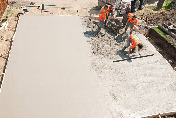 Best Concrete Sidewalk Installation in Delshire, OH